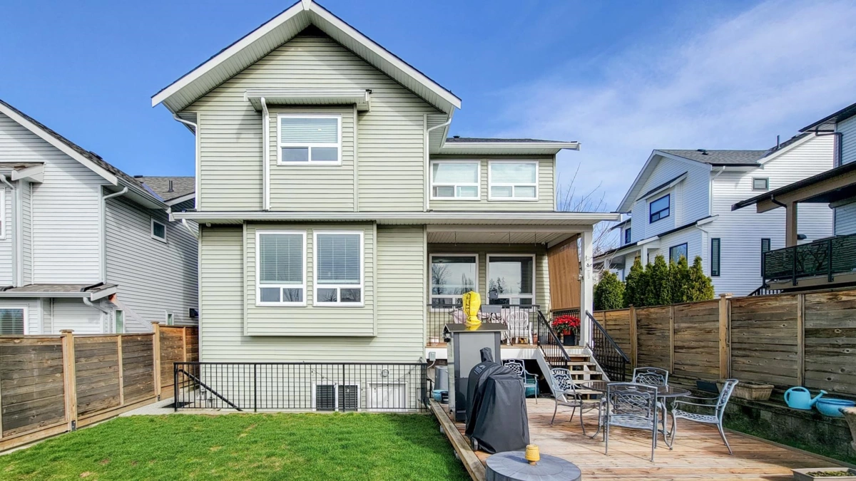 Fitness Center Photo Near 24670 106 Avenue, Maple Ridge, BC