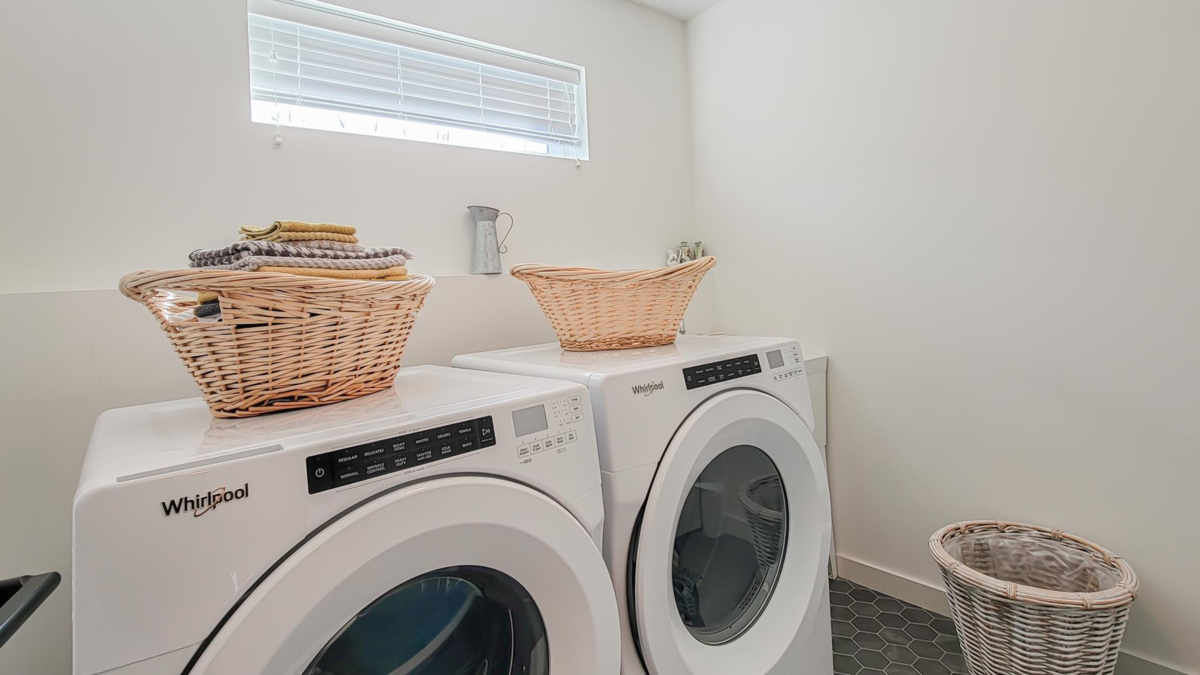 Staircase Photo of 24670 106 Avenue, Maple Ridge, BC