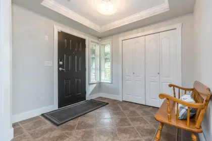 35194 Kootenay Drive, Abbotsford, BC, Abbotsford — Single Family Residence for sale