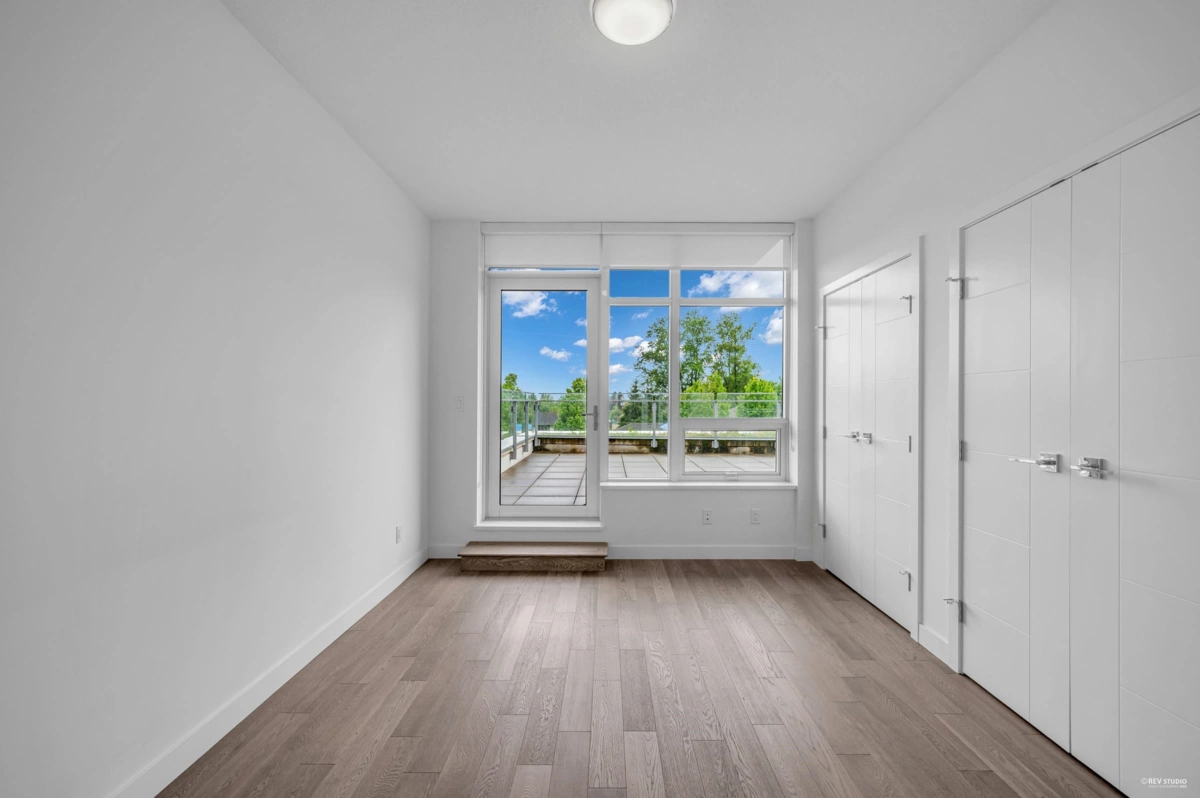 Basement Recreation Room Photo of 303 5077 Cambie Street, Vancouver, BC