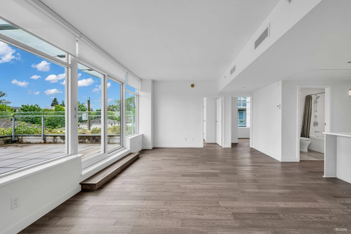 Guest Bathroom Photo of 303 5077 Cambie Street, Vancouver, BC