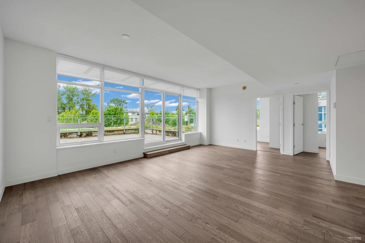 Kitchen Photo of 303 5077 Cambie Street, Vancouver, BC