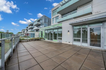 Garden / Landscaping Photo of 303 5077 Cambie Street, Vancouver, BC