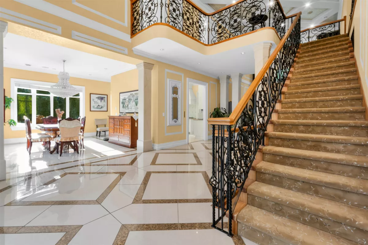Dining Area Photo of 8233 Government Road, Burnaby, BC