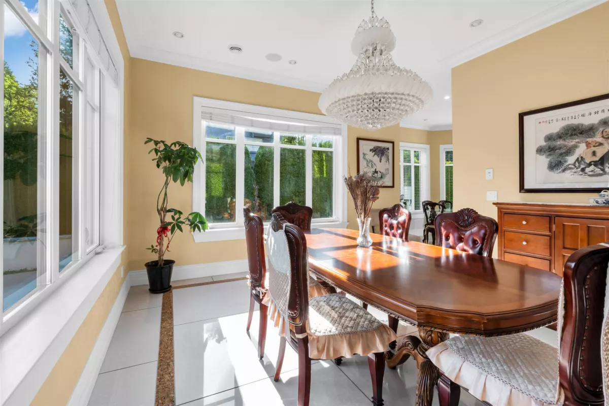 Primary Bathroom Photo of 8233 Government Road, Burnaby, BC