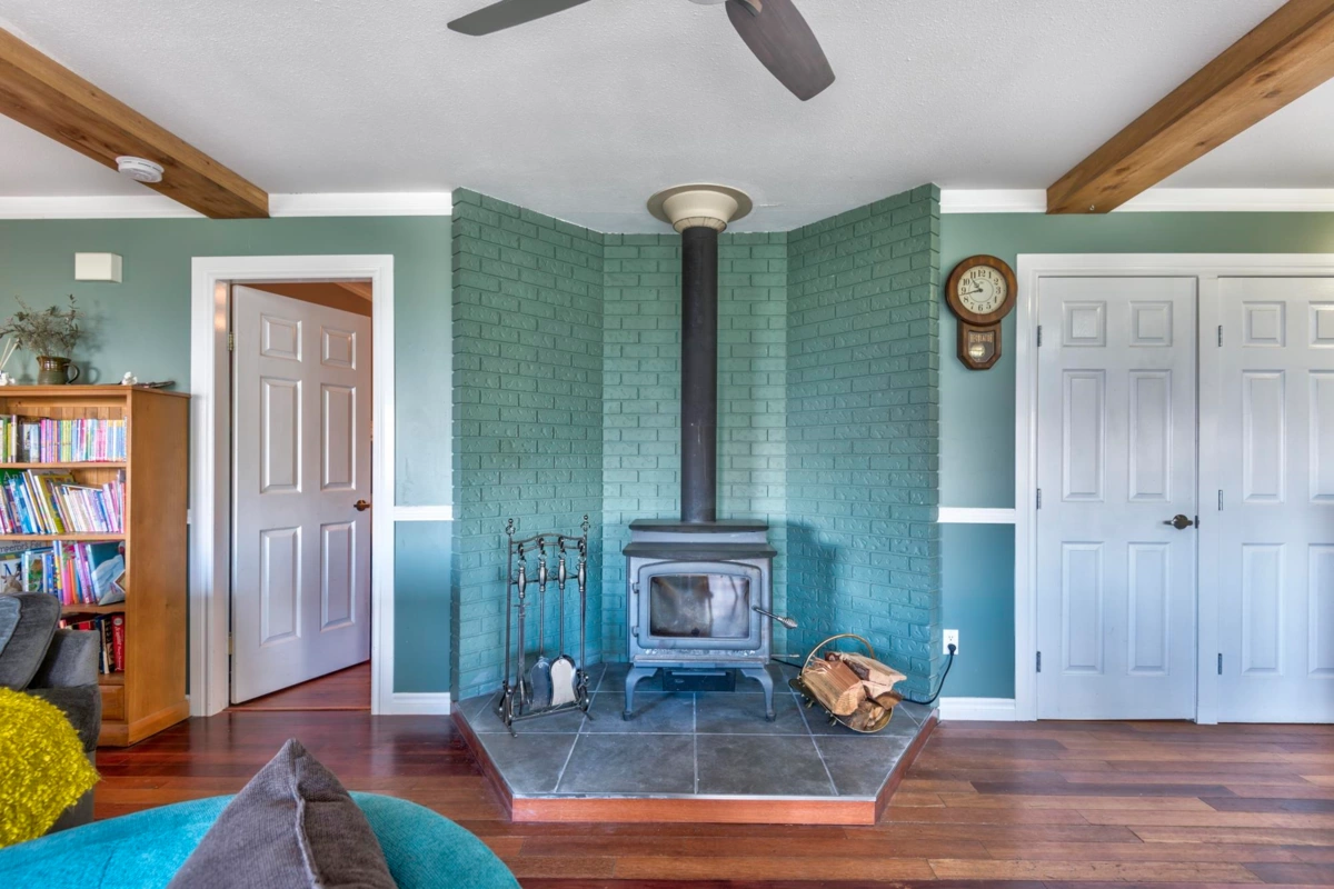 Breakfast Nook Photo of 48585 Wincott Road, Chilliwack, BC