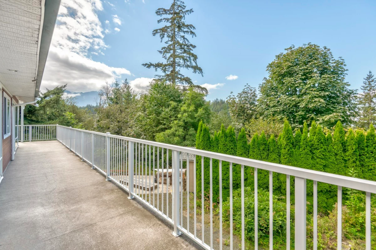 Mudroom Photo of 48585 Wincott Road, Chilliwack, BC