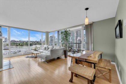 1503 1067 Marinaside Crescent, Vancouver, BC, Vancouver — Apartment/Condo for sale