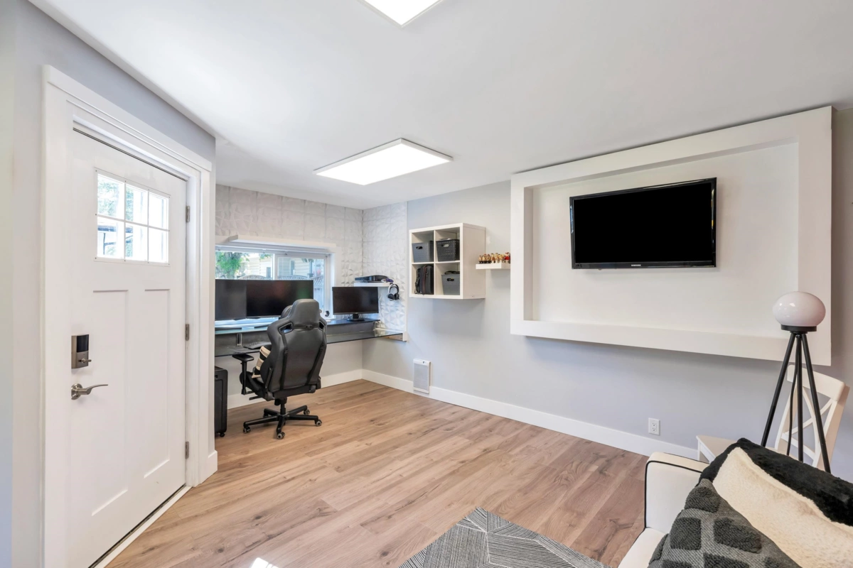 Fitness Center Photo Near 22111 46 Avenue, Langley, BC