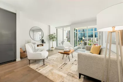 1110 161 W Georgia Street, Vancouver, BC, Vancouver — Apartment/Condo for sale