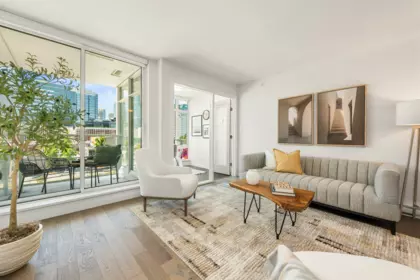 1110 161 W Georgia Street, Vancouver, BC, Vancouver — Apartment/Condo for sale
