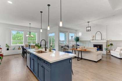 Breakfast Nook Photo of 10597 Jackson Road, Maple Ridge, BC