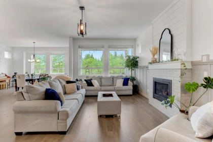 10597 Jackson Road, Maple Ridge, BC, Maple Ridge — Single Family Residence for sale