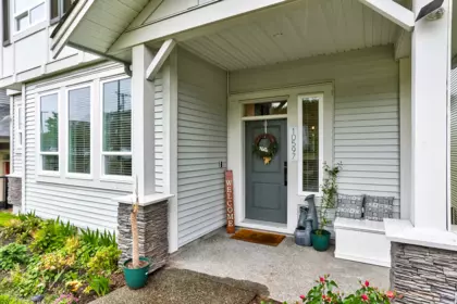 Front Yard Photo of 10597 Jackson Road, Maple Ridge, BC