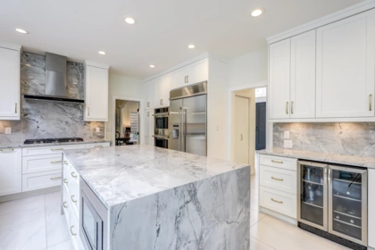Kitchen Photo of 13856 19a Avenue, Surrey, BC