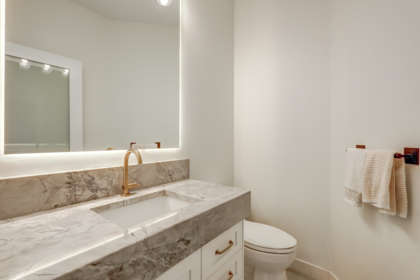 Laundry Room Photo of 13856 19a Avenue, Surrey, BC