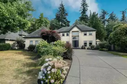 13856 19a Avenue, Surrey, BC, Surrey — Single Family Residence for sale