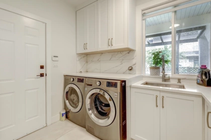 Mudroom Photo of 13856 19a Avenue, Surrey, BC