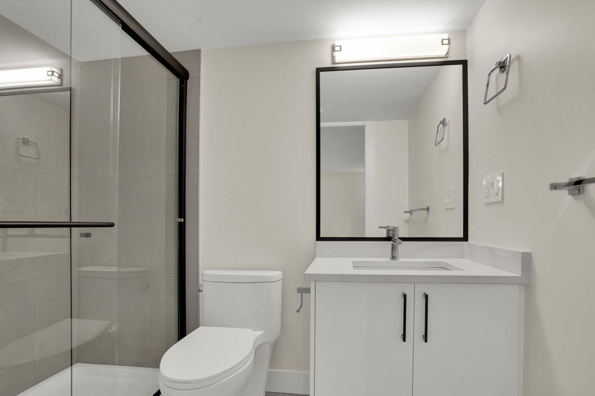 Hallway Photo of 51199 Charlotte Place, Chilliwack, BC