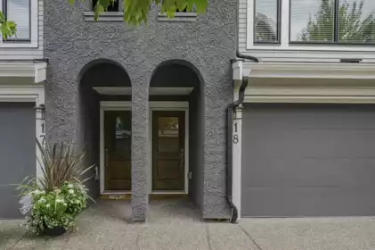 18 3303 Rosemary Heights Crescent, Surrey, BC, Surrey — Townhouse for sale