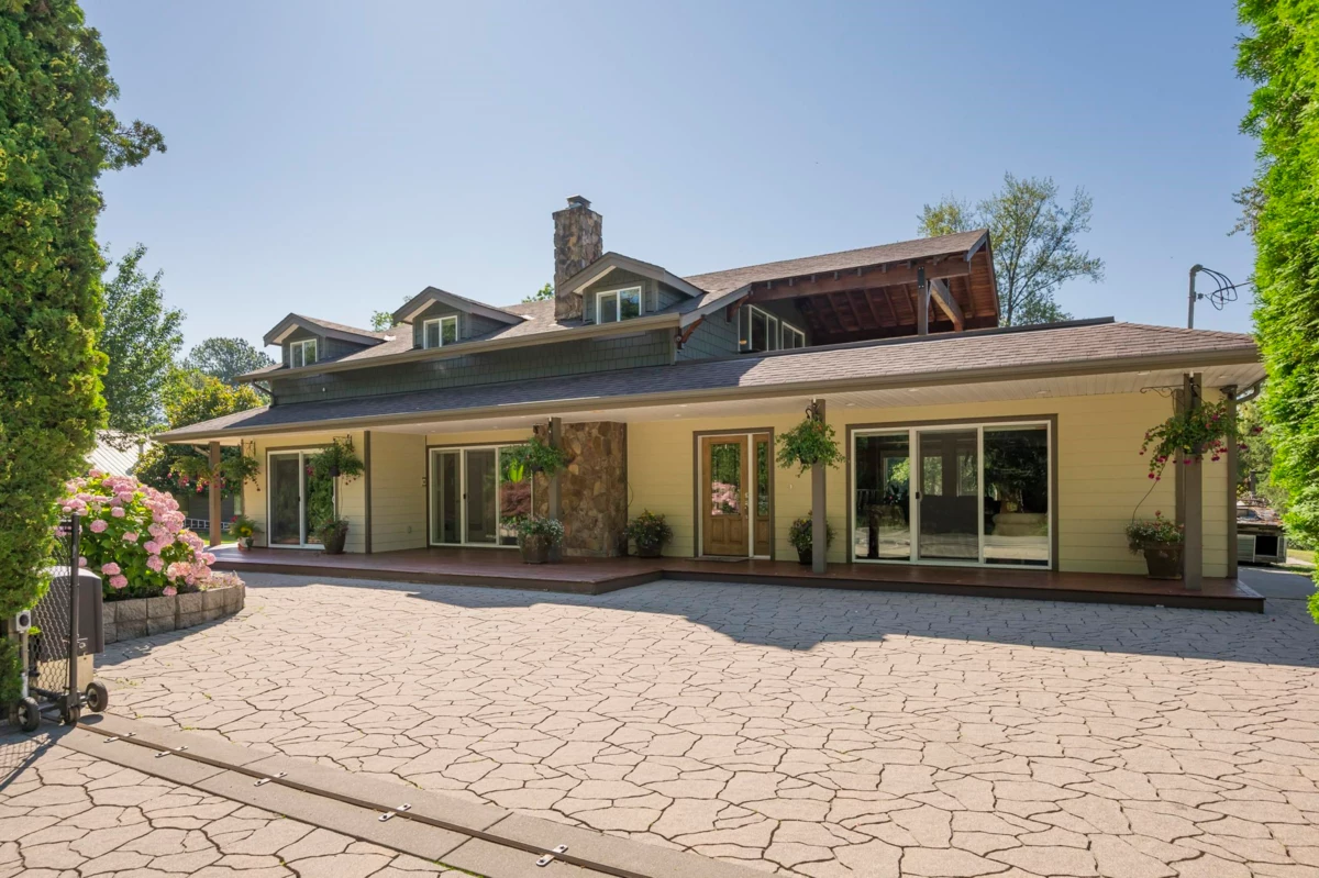 Breakfast Nook Photo of 9978 Allard Crescent, Langley, BC