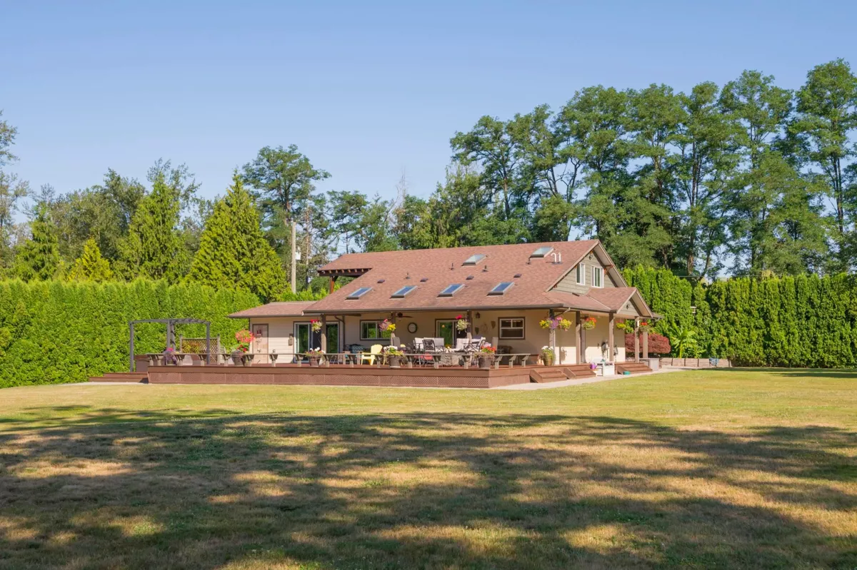 Front Yard Photo of 9978 Allard Crescent, Langley, BC