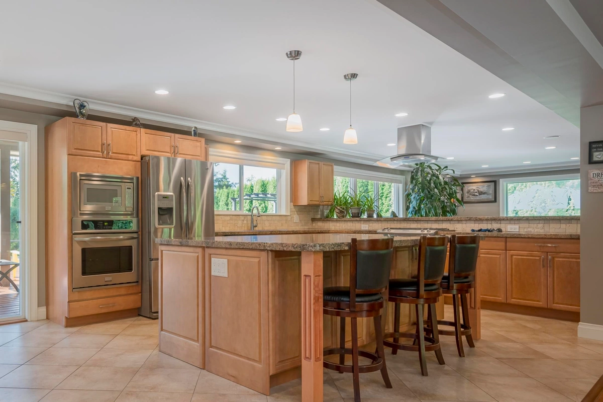 Powder Room Photo of 9978 Allard Crescent, Langley, BC