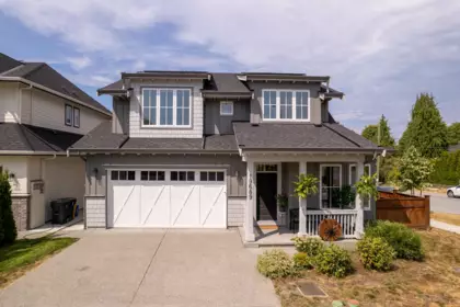 19689 78b Avenue, Langley, BC, Langley — Single Family Residence for sale