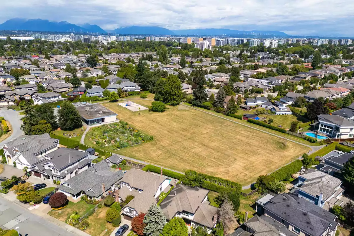 Guest Bathroom Photo of 6131 Blundell Road, Richmond, BC