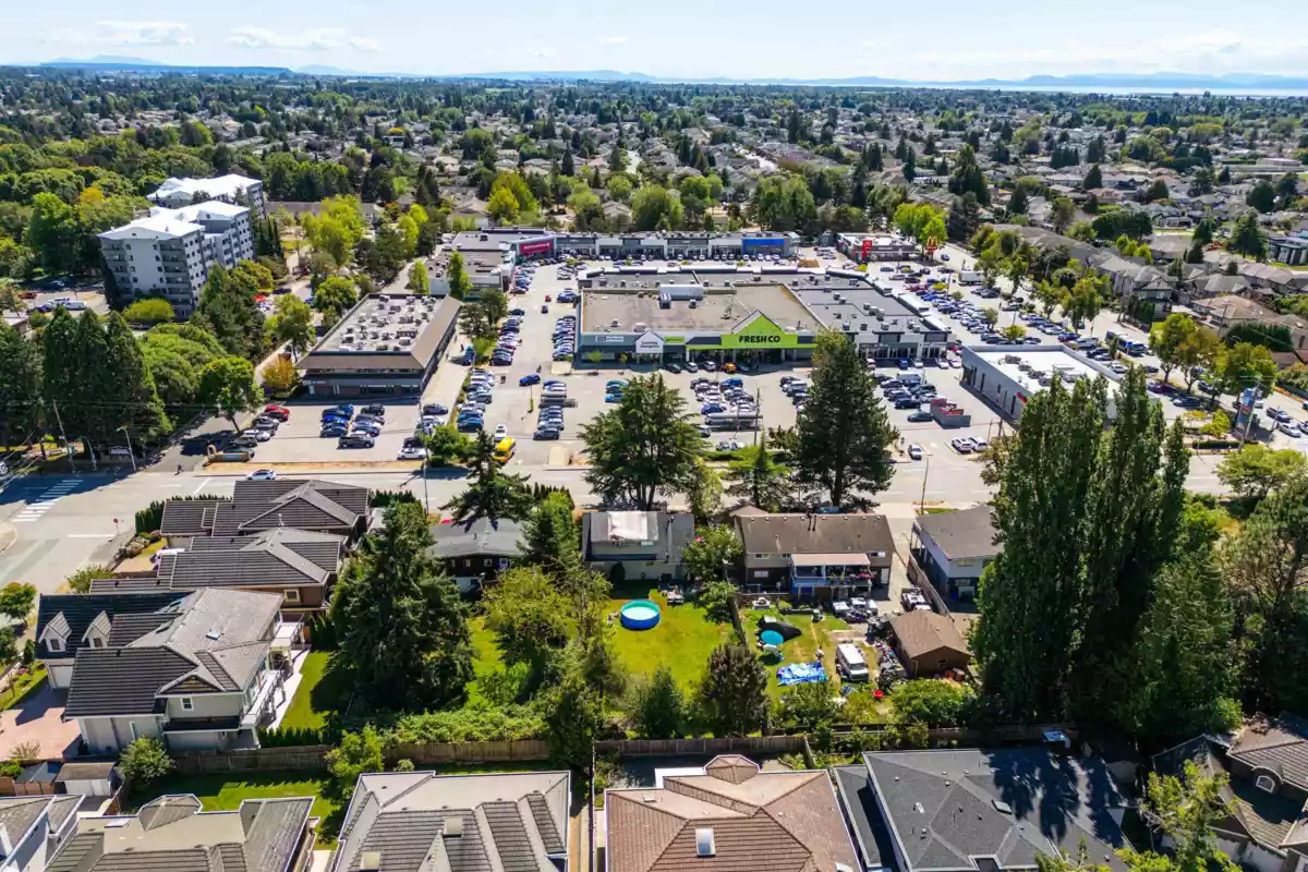 Primary Bathroom Photo of 6131 Blundell Road, Richmond, BC
