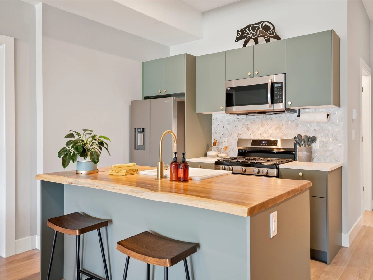 Hallway Photo of 9292 Steller's Way, Whistler, BC