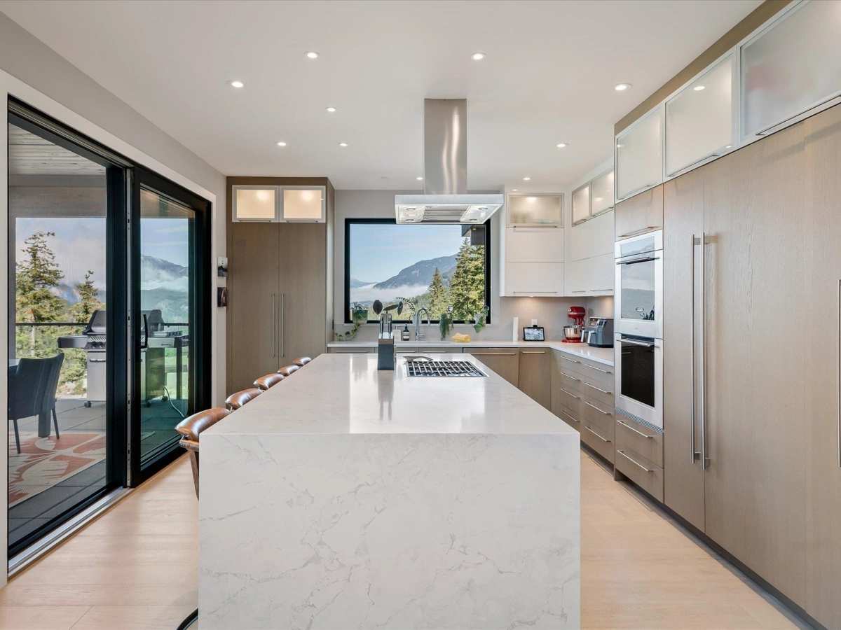 Kitchen Photo of 9292 Steller's Way, Whistler, BC