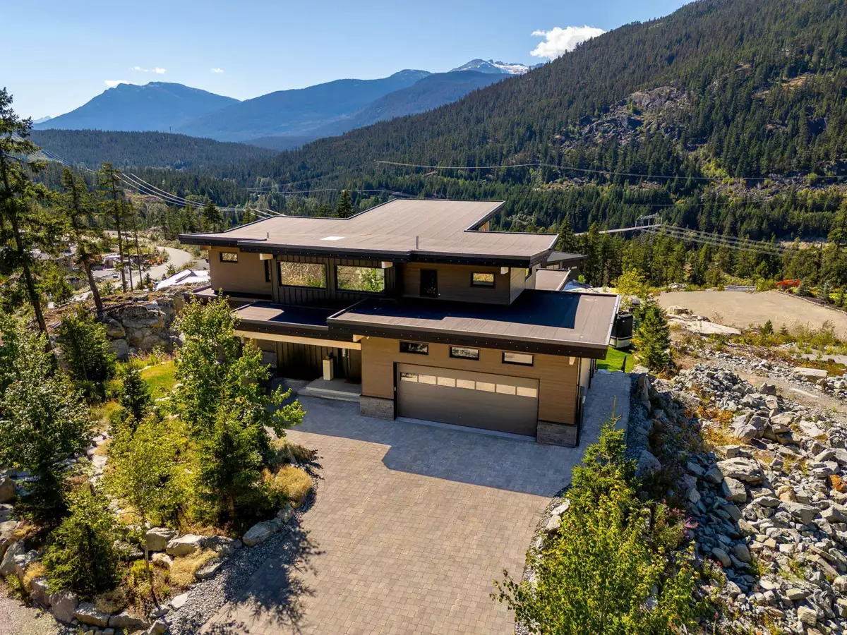 Outdoor Patio Photo of 9292 Steller's Way, Whistler, BC