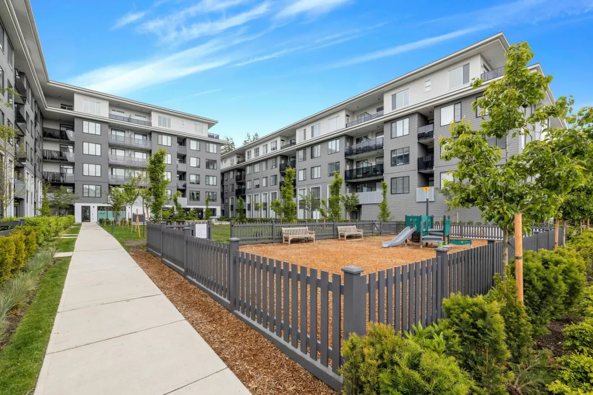 Office / Den Photo of 316 15858 Fraser Highway, Surrey, BC