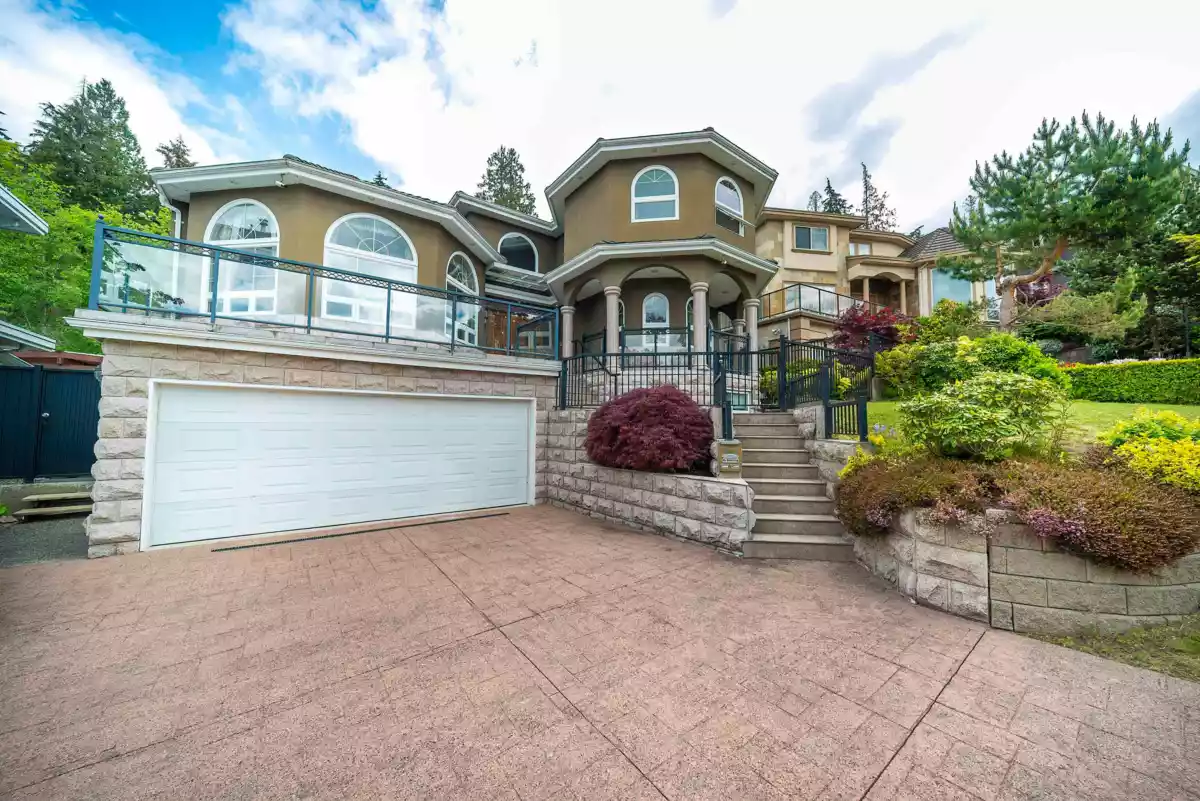 Exterior Front Photo of 7353 Union Street, Burnaby, BC