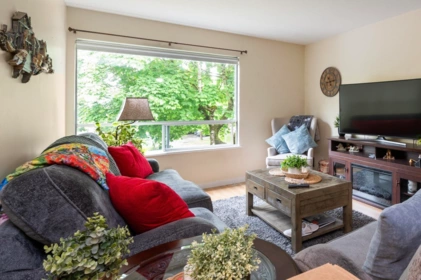6015 195a Street, Surrey, BC, Surrey — Single Family Residence for sale