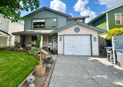 6015 195a Street, Surrey, BC, Surrey — Single Family Residence for sale