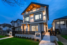 2 1426 E 54th Avenue, Vancouver, BC