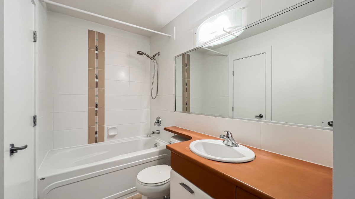 Bedroom 2 Photo of 327 6033 Katsura Street, Richmond, BC