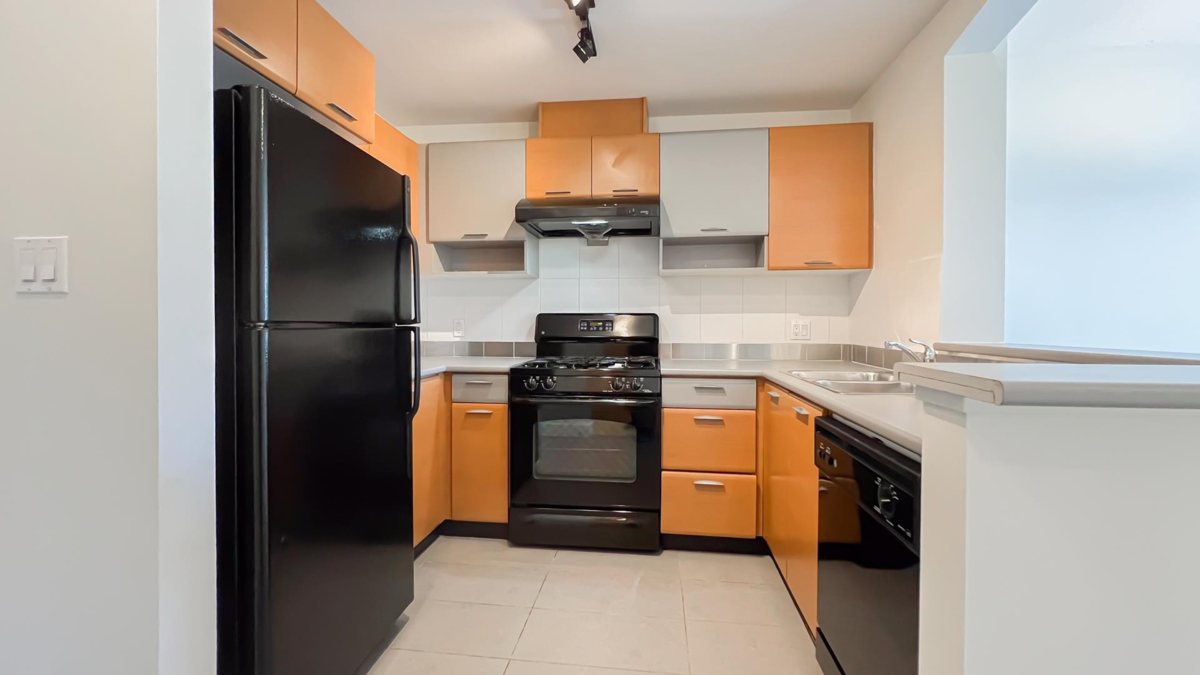 Breakfast Nook Photo of 327 6033 Katsura Street, Richmond, BC