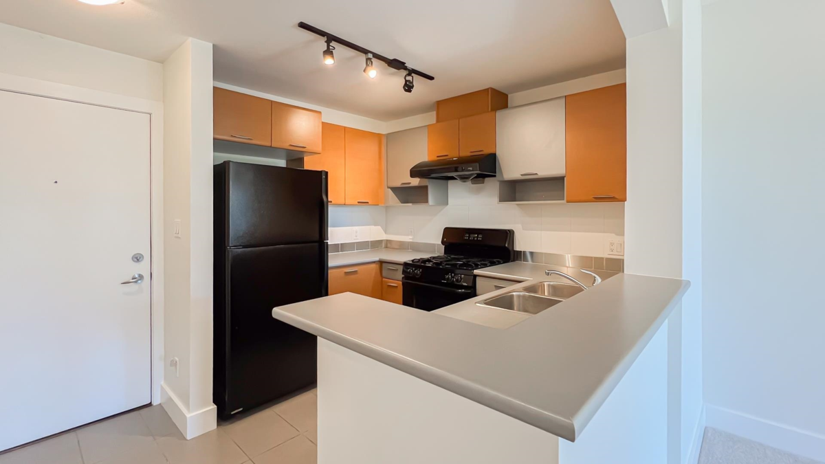 Primary Bedroom Photo of 327 6033 Katsura Street, Richmond, BC