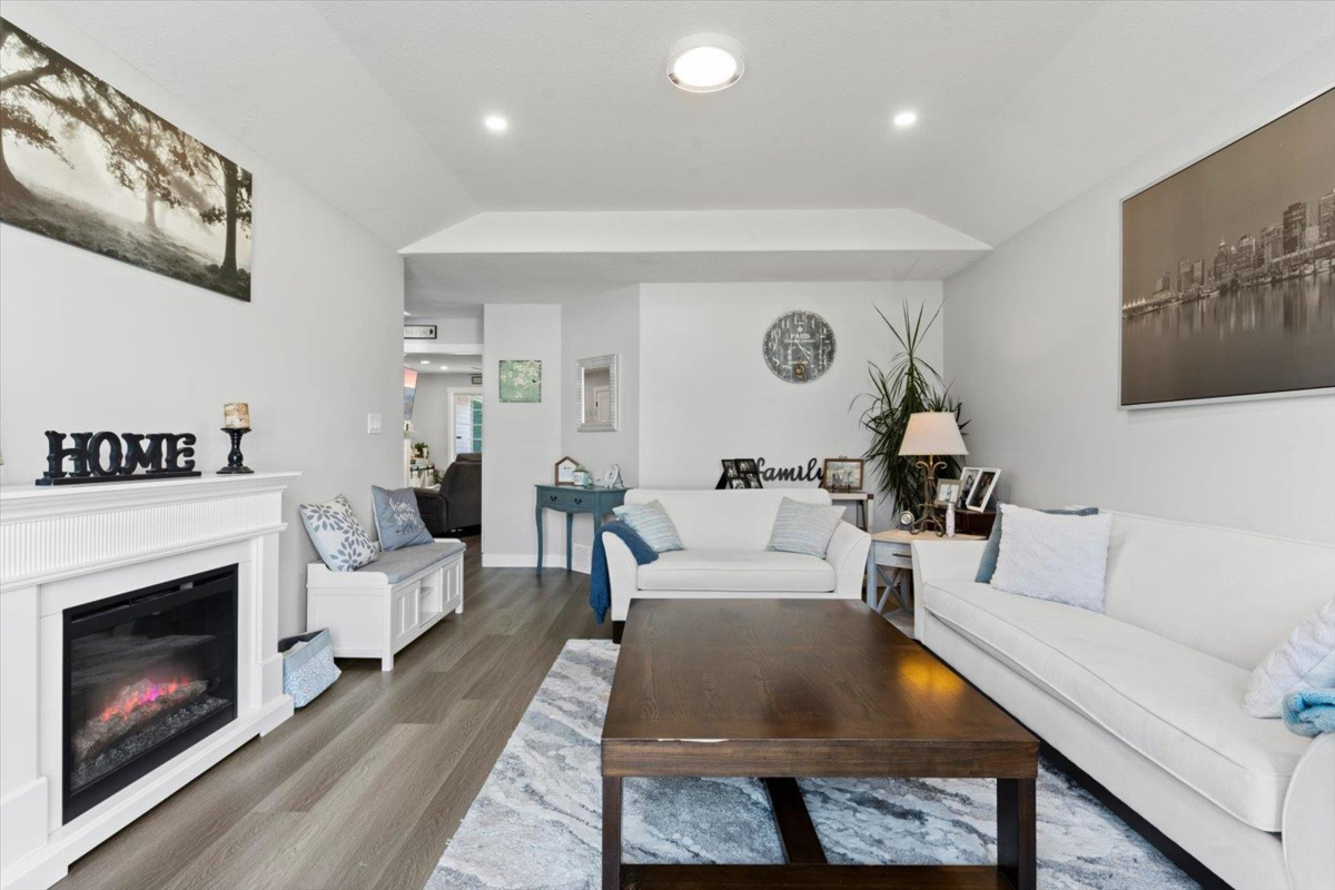 Breakfast Nook Photo of 1639 Canterbury Drive, Agassiz, BC