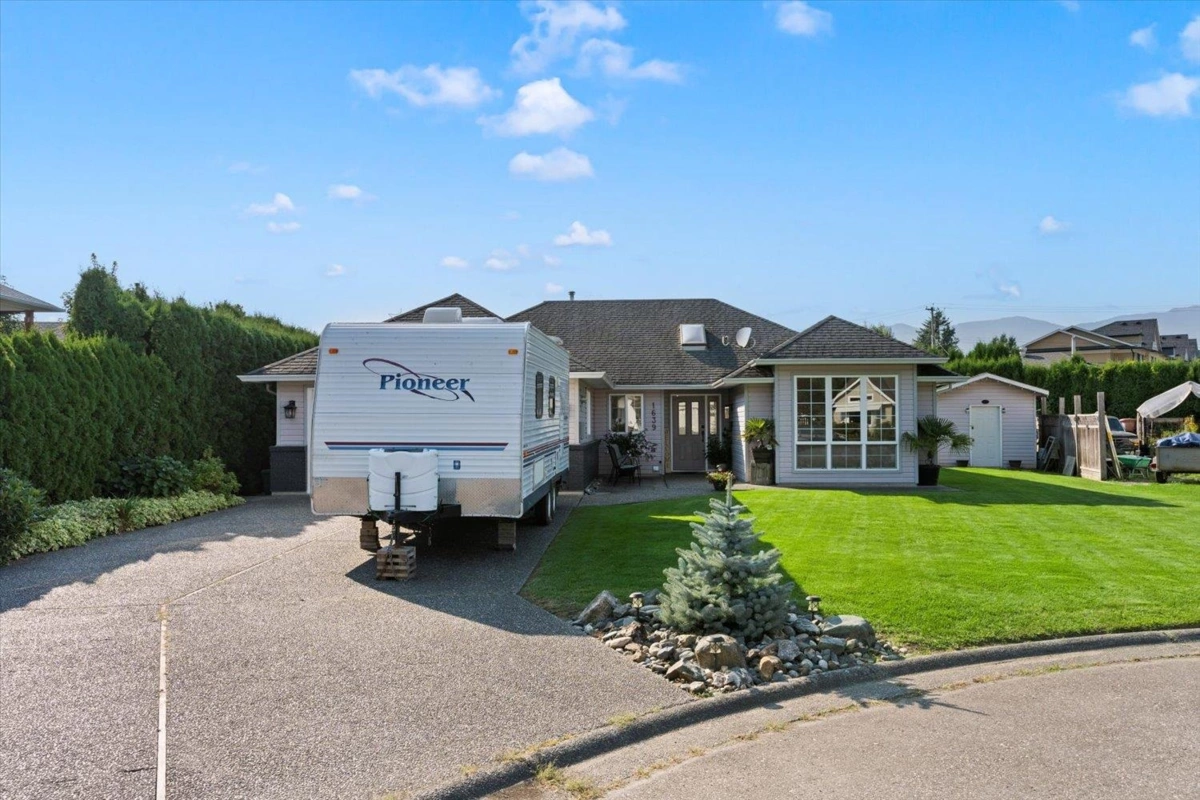 Living Room Photo of 1639 Canterbury Drive, Agassiz, BC