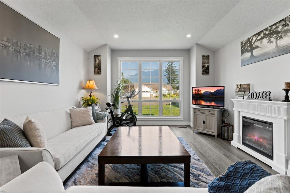 Pantry Photo of 1639 Canterbury Drive, Agassiz, BC