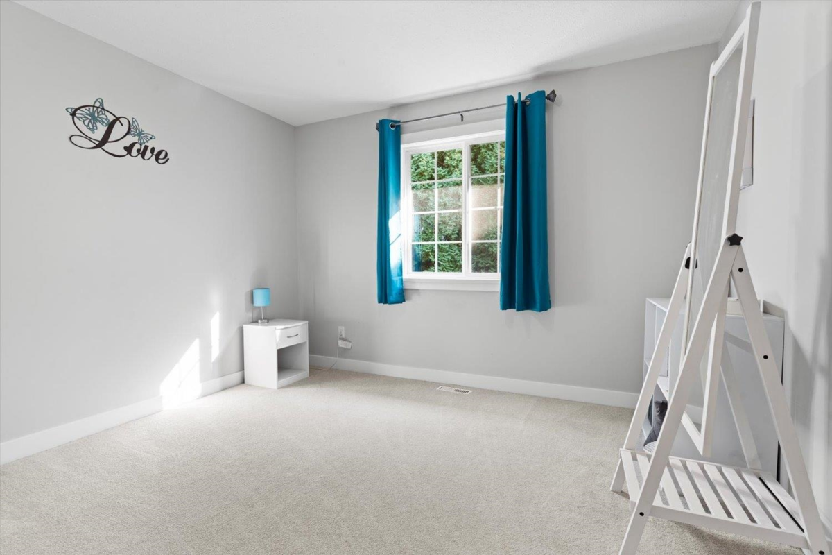 Swimming Pool Photo of 1639 Canterbury Drive, Agassiz, BC