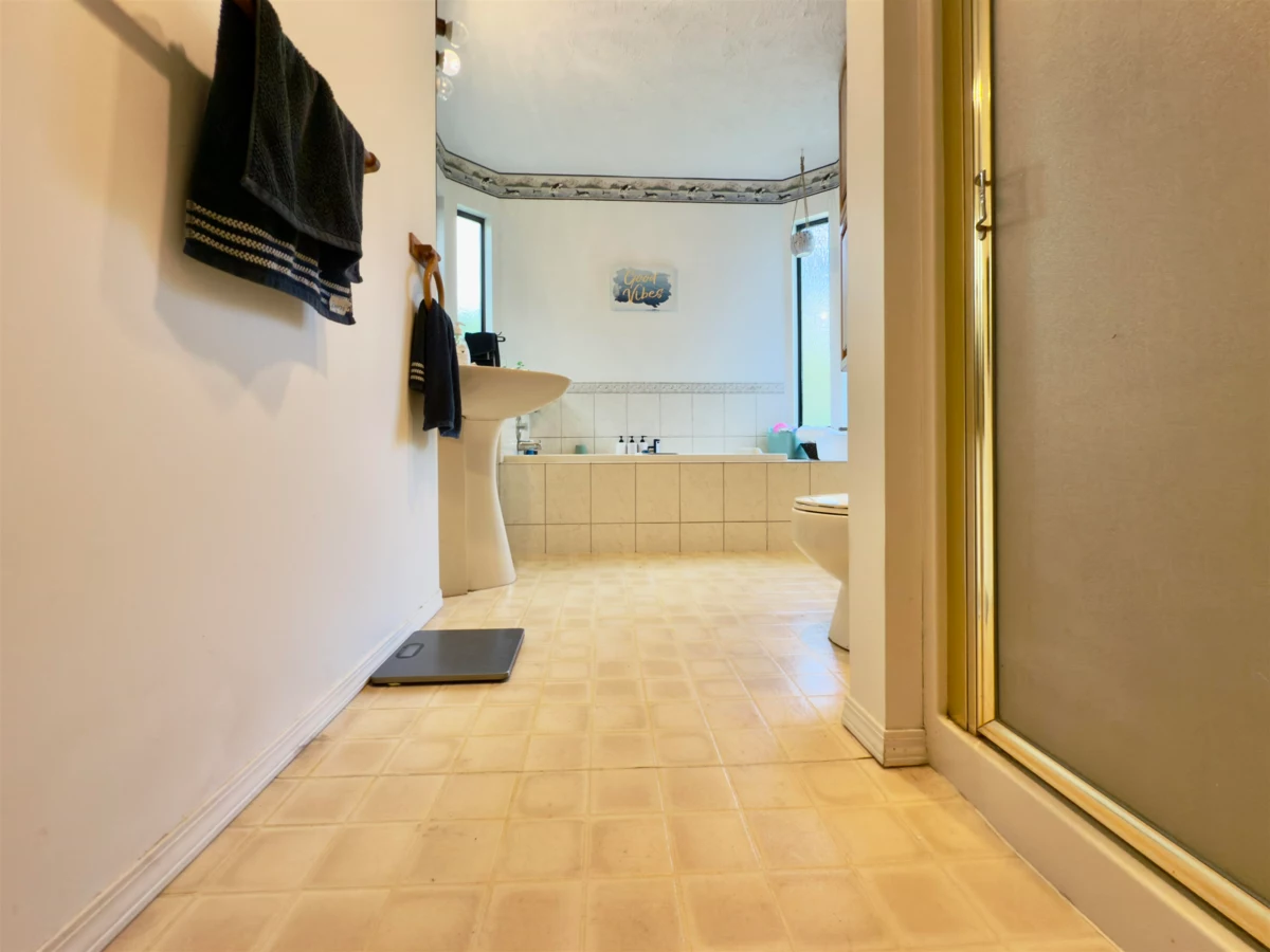 Bedroom 2 Photo of 1352 Oxford Street, White Rock, BC