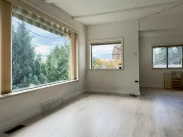 1352 Oxford Street, White Rock, BC, White Rock — Single Family Residence for sale