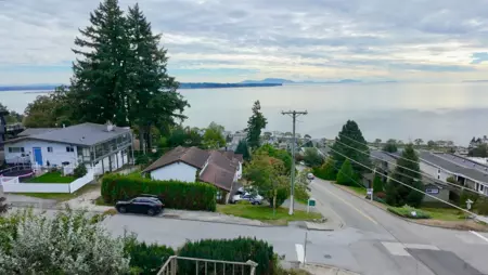 Outdoor Deck Photo of 1352 Oxford Street, White Rock, BC
