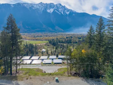 8204 Merlot Peak Drive, Pemberton, BC, Pemberton —  bed land for sale