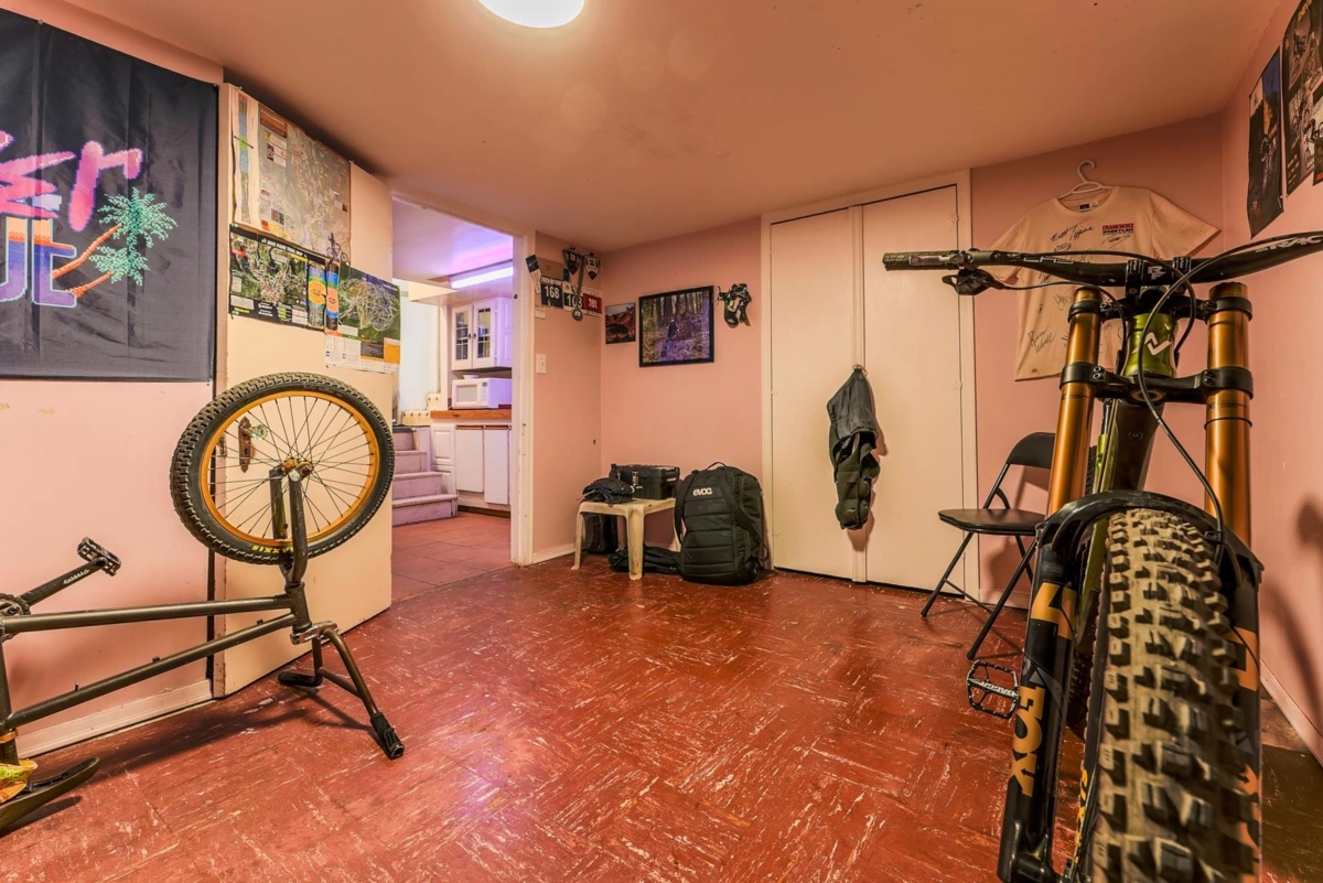 Garage Interior Photo of 46220 Maple Avenue, Chilliwack, BC